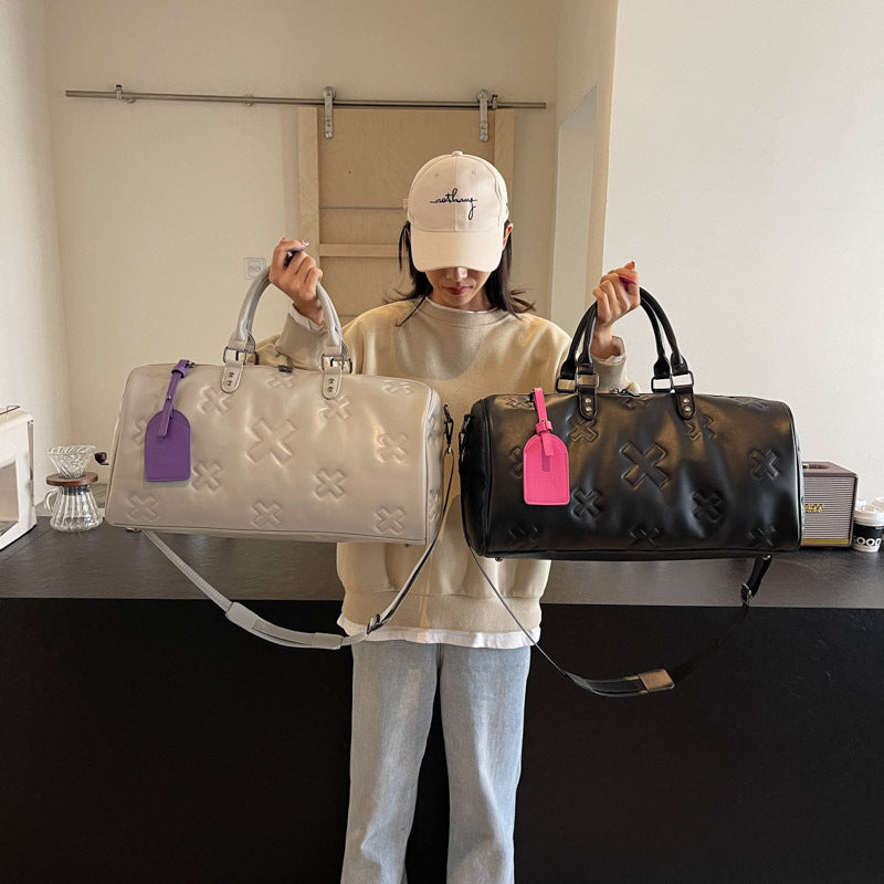Embossed Fashion Hand-held Large Capacity Female Travel Bags