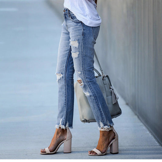 Women's Raw Hem Ripped Slim Fit Slimming Straight Jeans