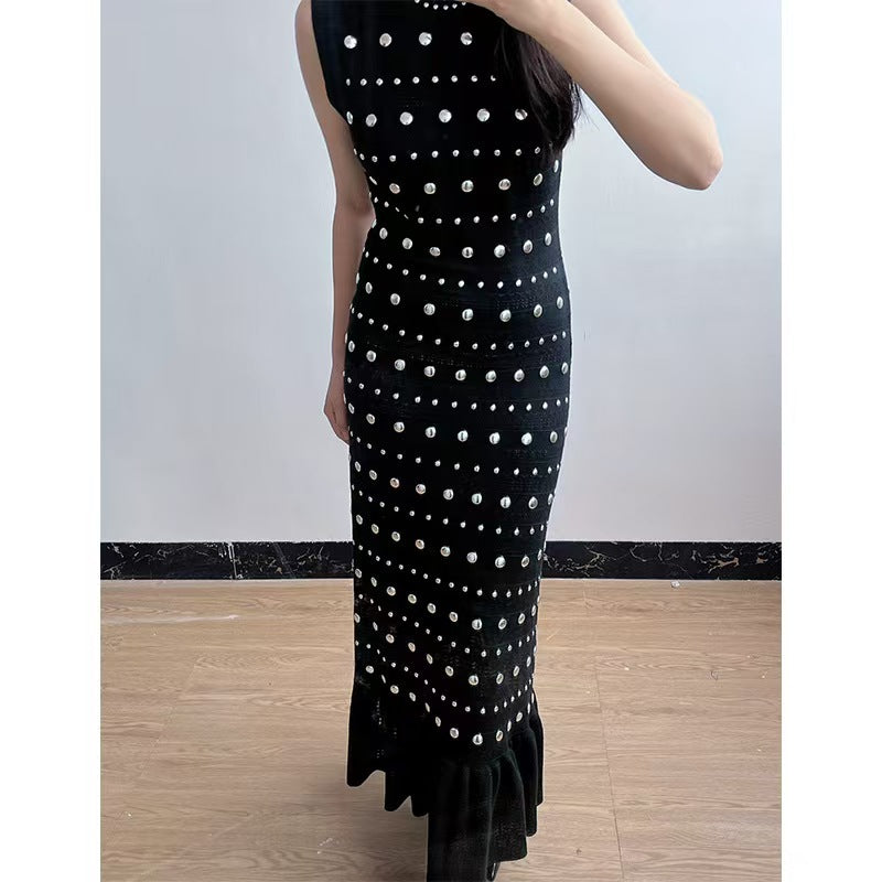 Women's French Rivet Round Neck Sleeveless Black Knitted Long Dresses
