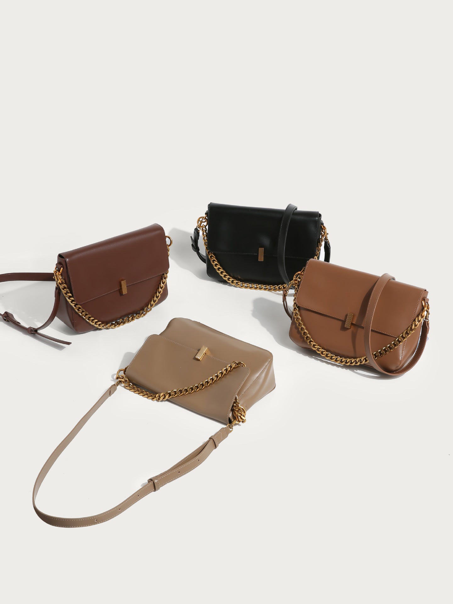 Popular Charming Women's Large Capacity Chain Bags