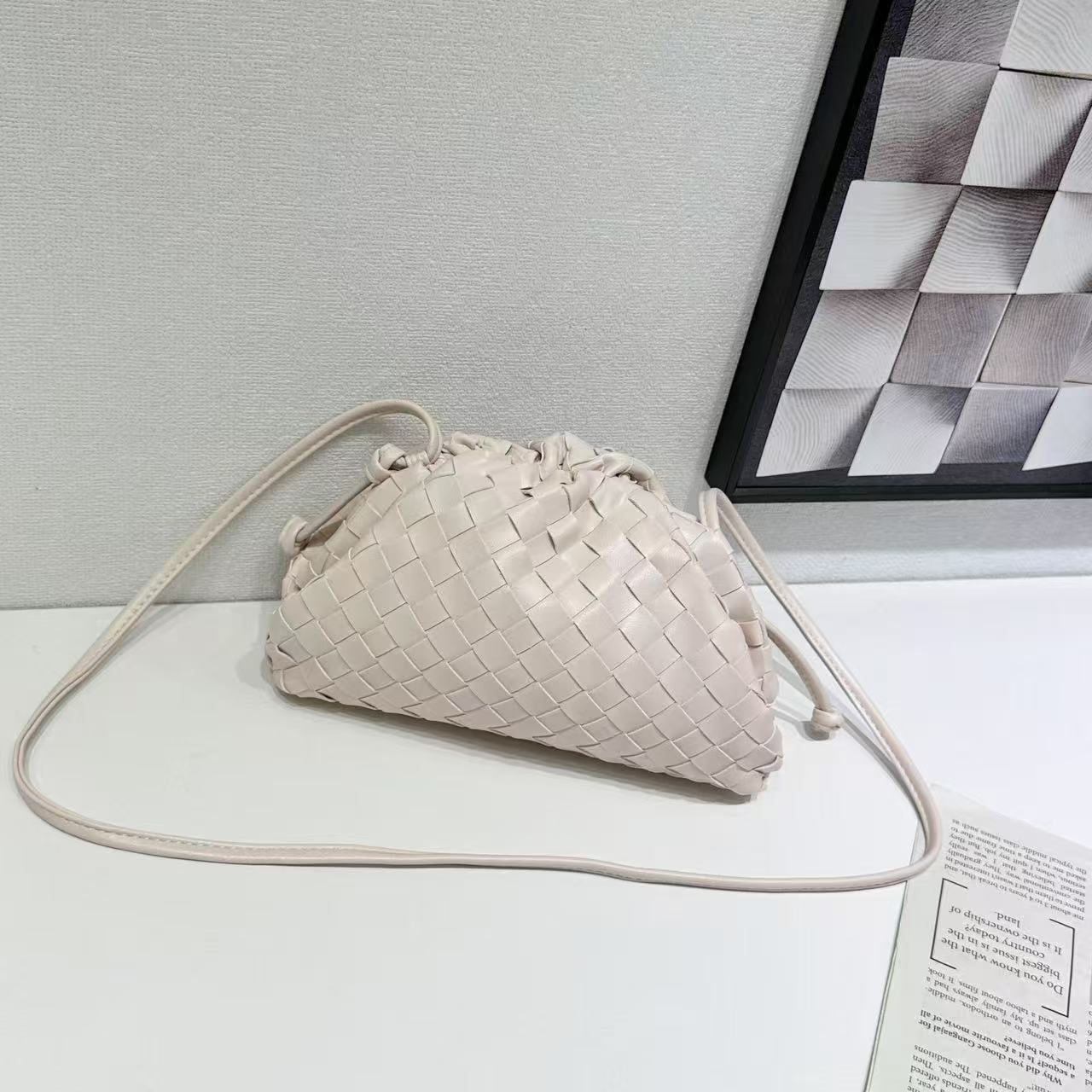 Casual Classic Trendy Hand-woven Cloud Fashion Handbags