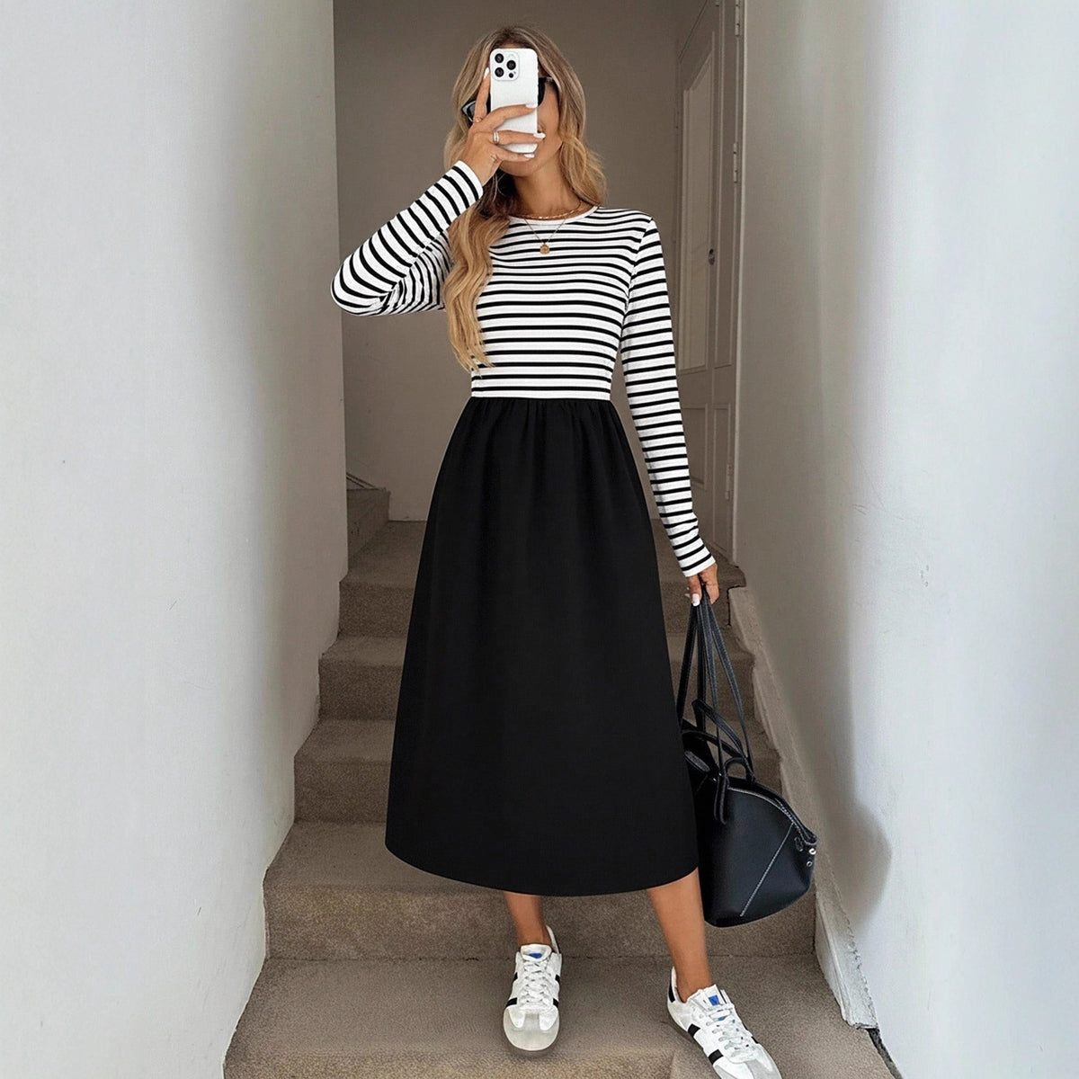 Women's Striped Casual Mid-length Round Neck Long Sleeve Slim Dress