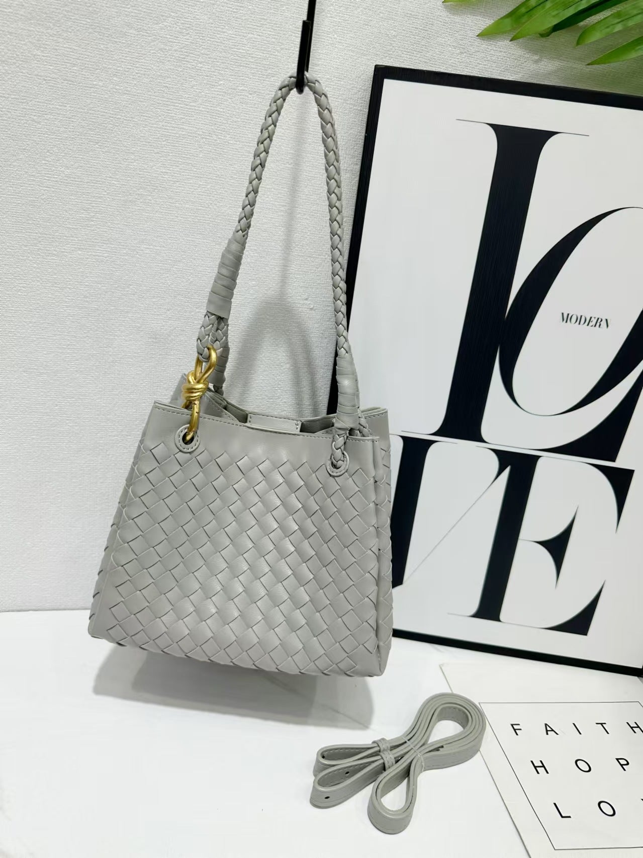 Unique Portable Vegetable Basket Premium Design Handbags