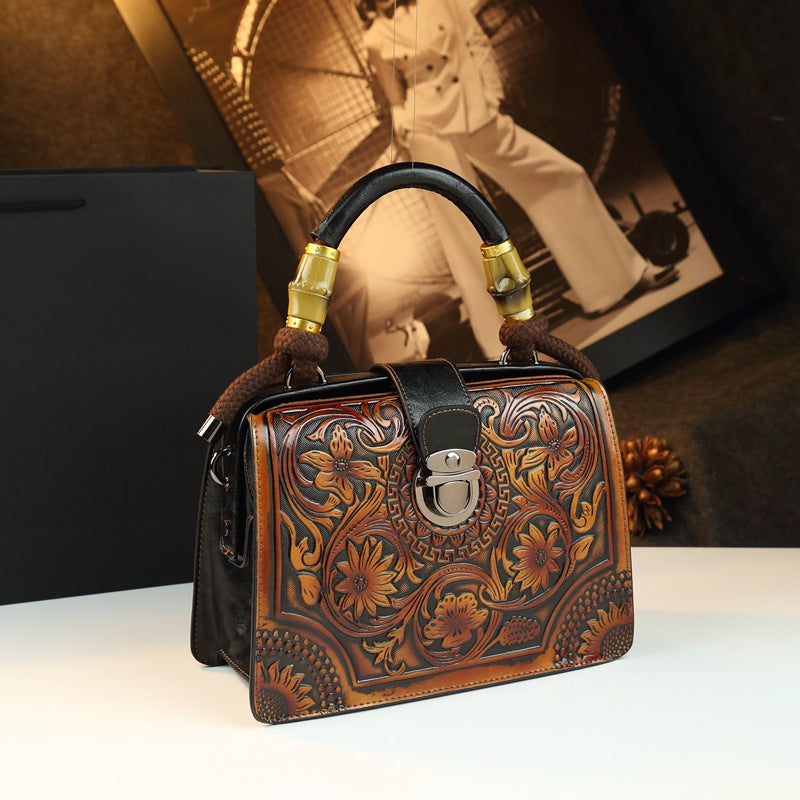 Women's Retro Clip Pouch Fashionable High-grade Minority Handbags