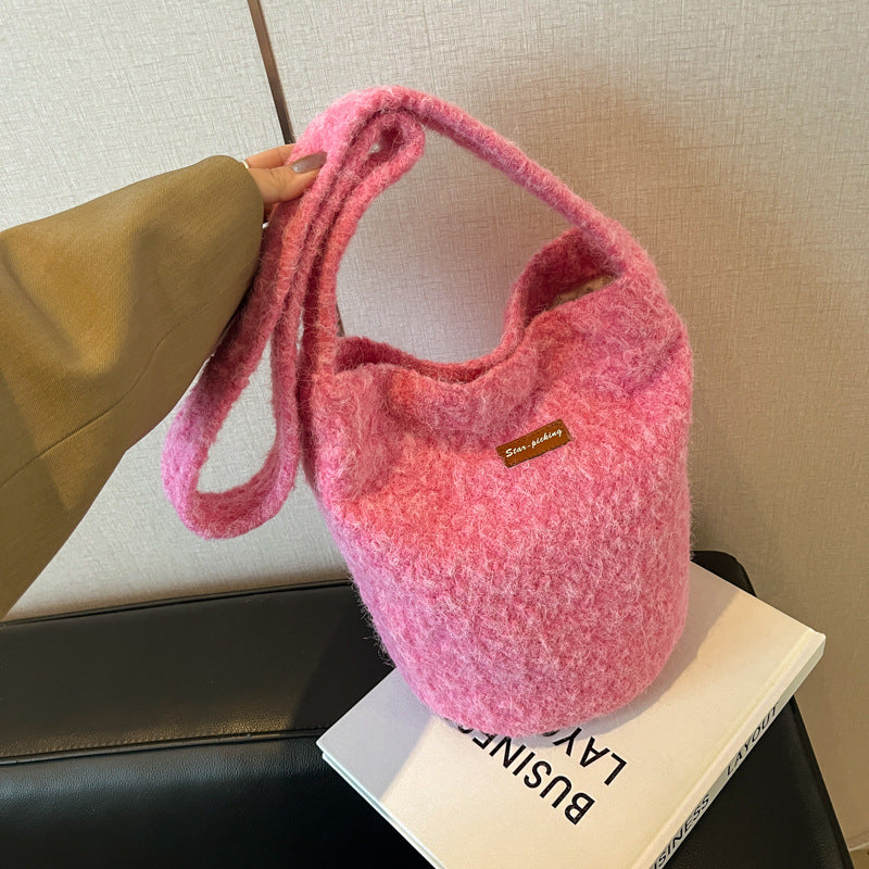 Women's Trendy Cool Glamorous Winter Plush Shoulder Bags