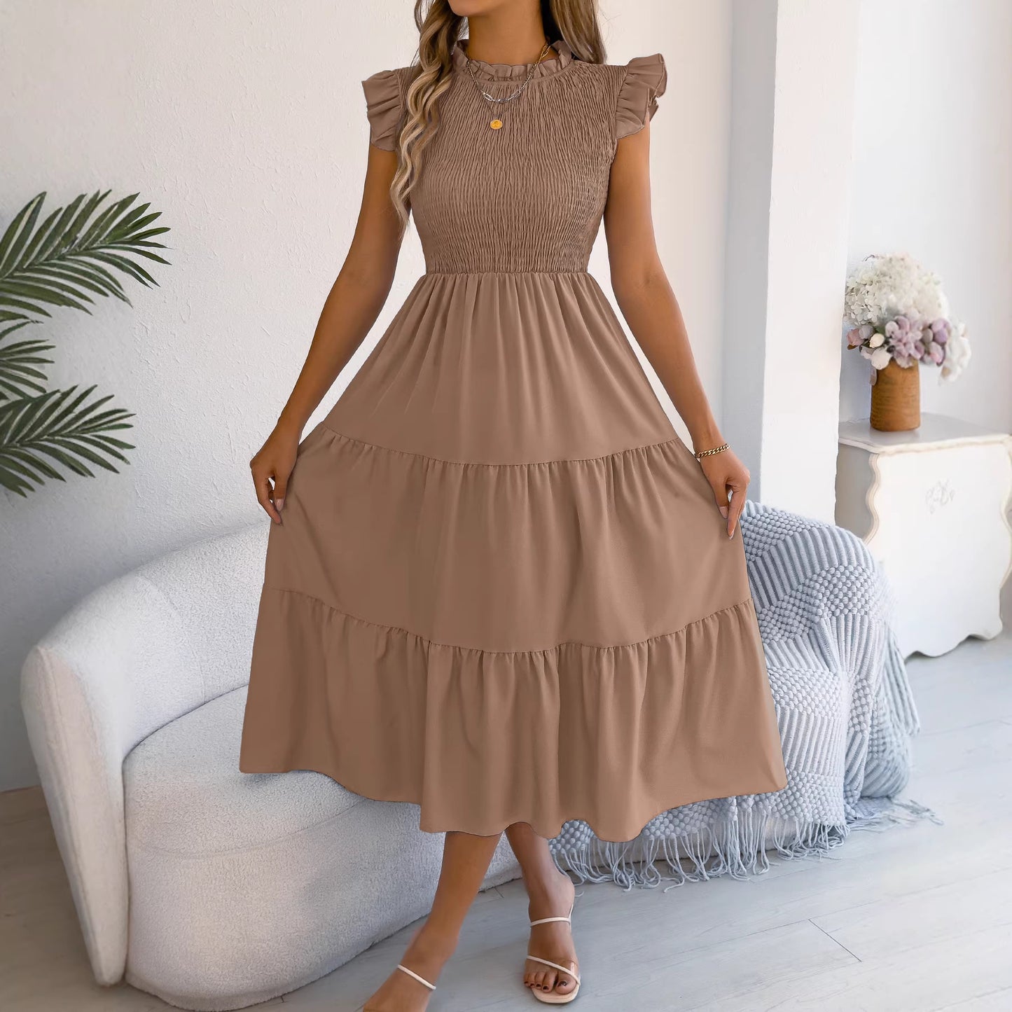Women's Solid Color Stringy Seedge Flying Sleeves Smocking Dress