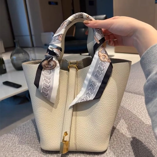 Women's Handmade Genuine Cattlehide Leather Surface Advanced Handbags