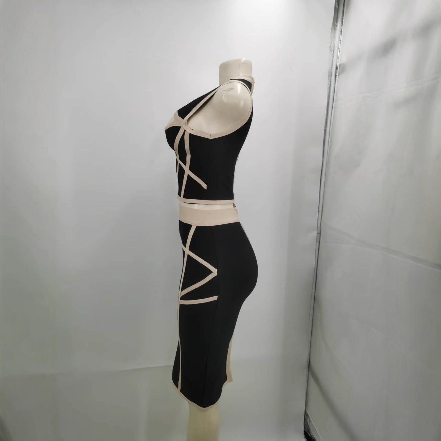 Fashion Sexy Sleeveless Thin Shoulder Bandage Suits