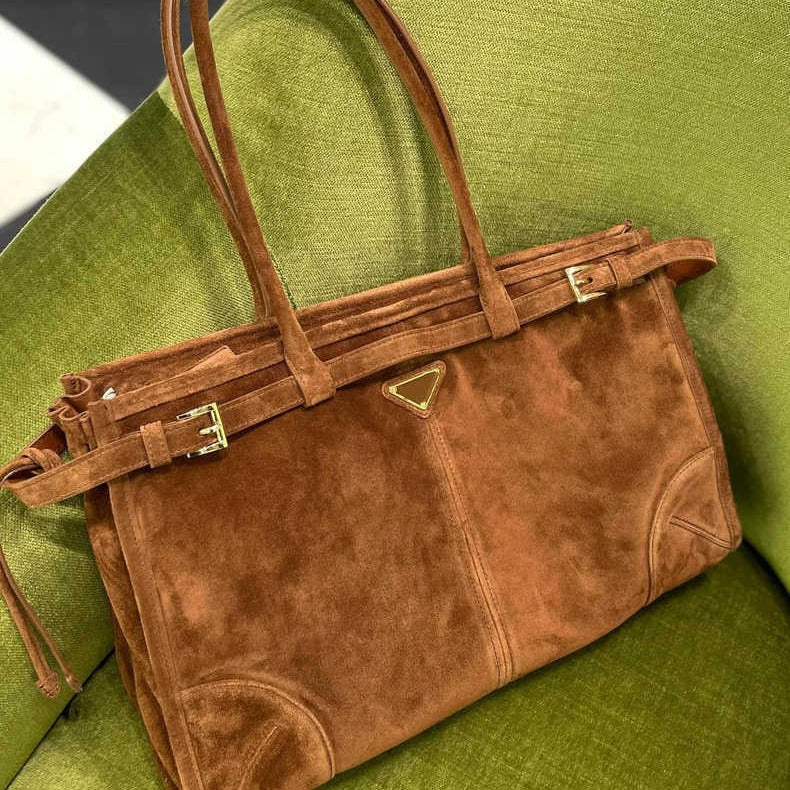 Elegant Fashionable Suede Design One Underarm Tote Bags
