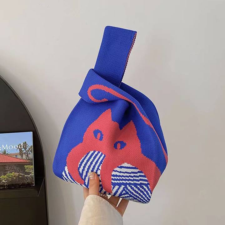 Women's Cute Cartoon Style Knitted Woven Holiday Handbags