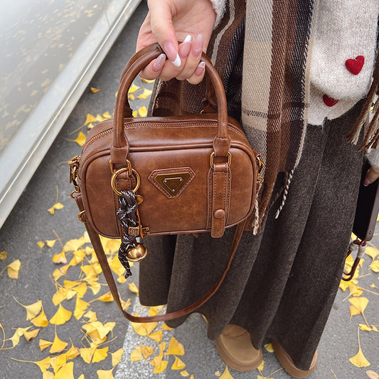 Women's Winter Retro Portable Red Fashion Simple Handbags