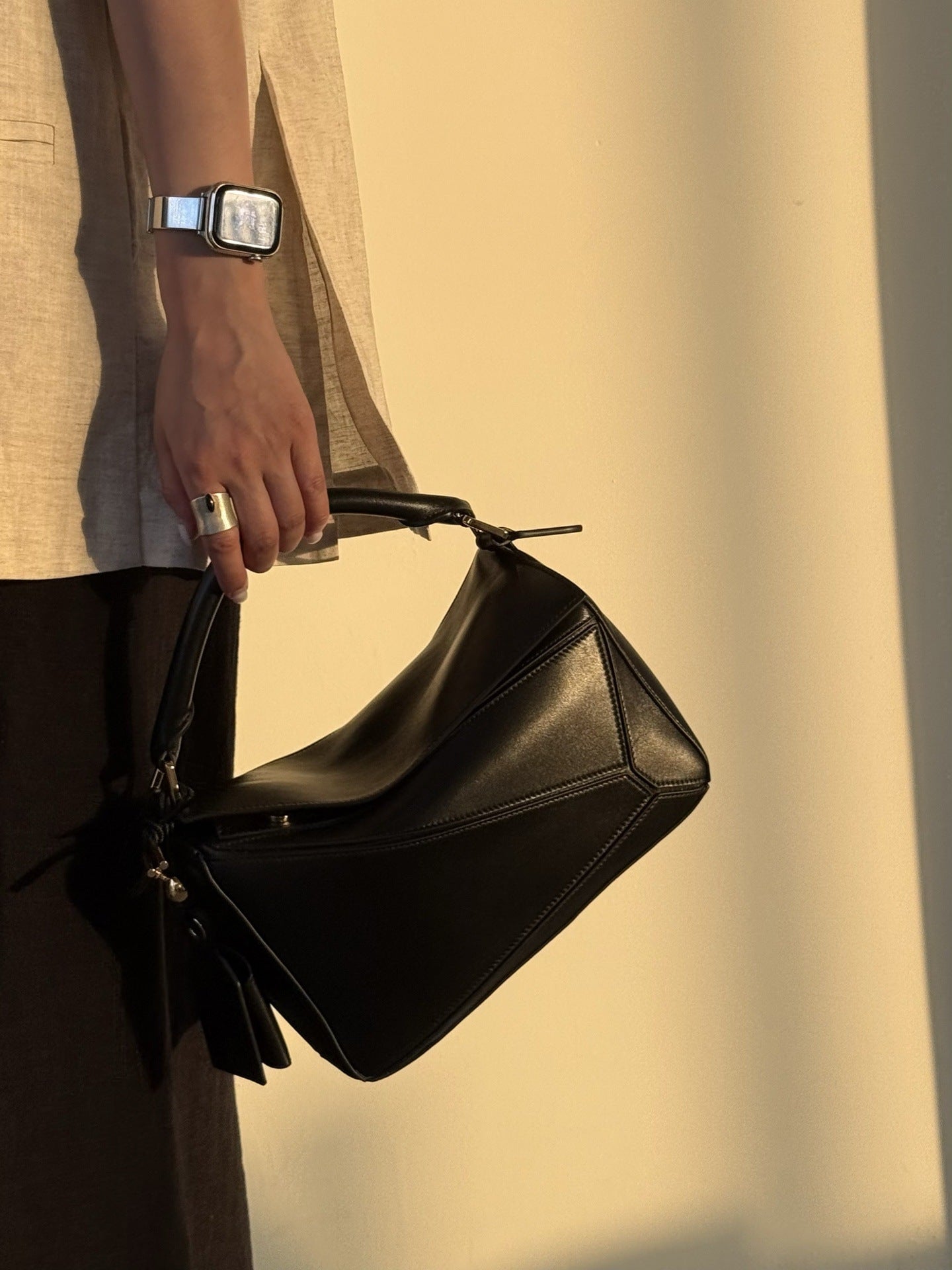 Women's Leather Handmade Beeswax Thread Geometric Special Interest Crossbody Bags