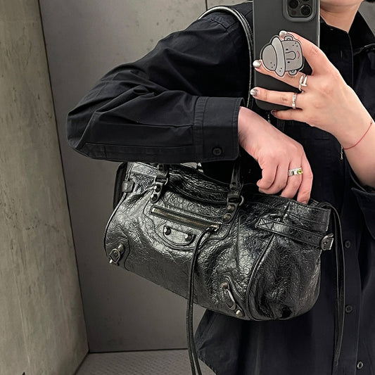 Women's Hot Underarm Rivet Motorcycle Retro Commuter Large Armpit Bags