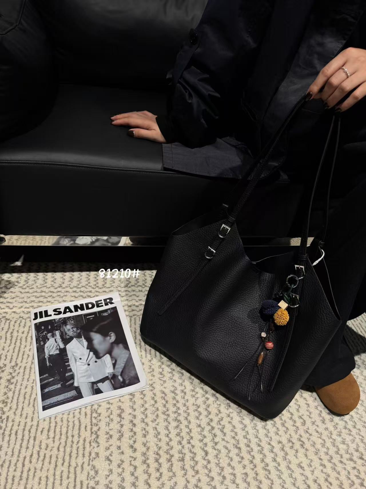 Women's Lazy Style Genuine Leather Large Capacity Tote Bags