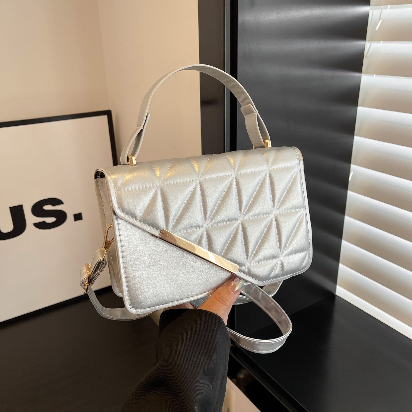 Women's Diamond Embroidery Thread Fashion Pouches Simple Crossbody Bags