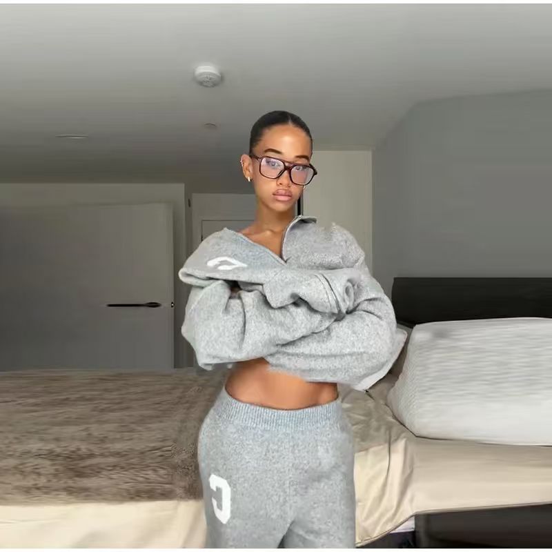 Solid Color Knitted Hooded Loose Trousers Suits