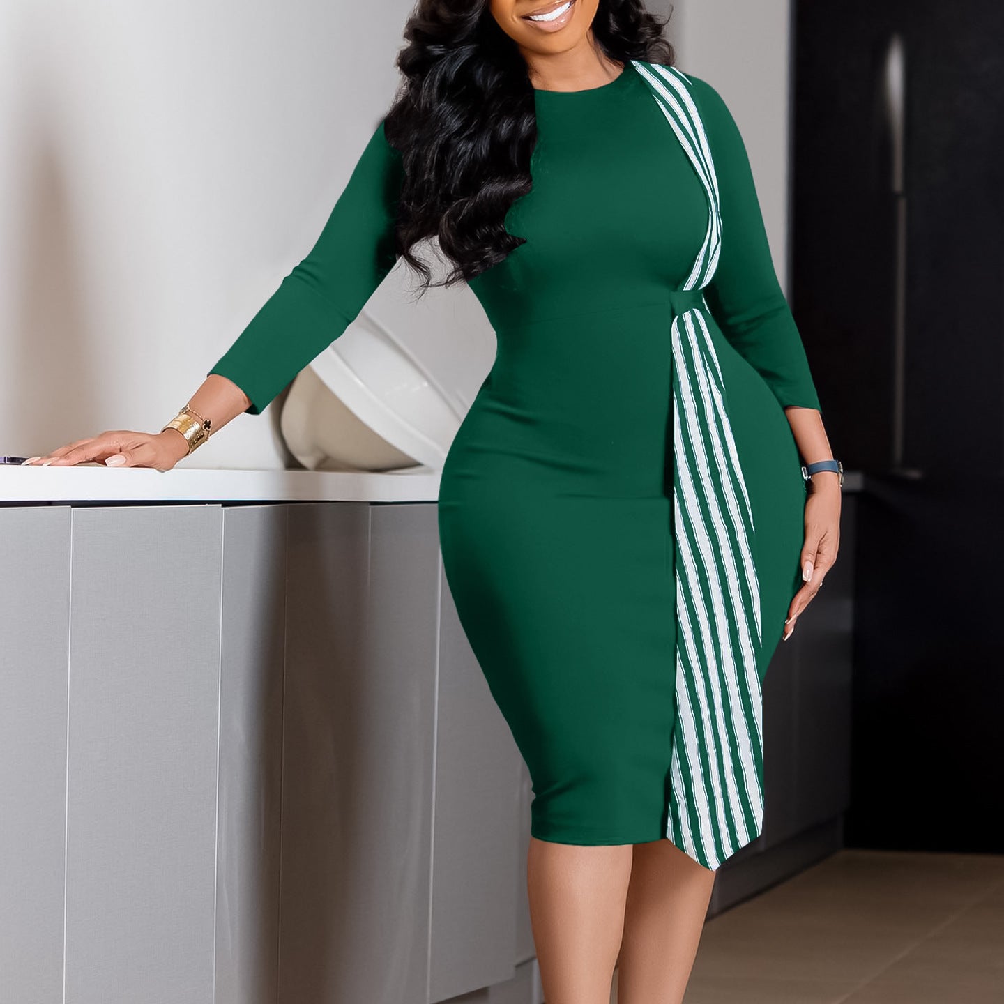 Women's African Graceful Fashionable Slimming Sheath Round Neck Dress