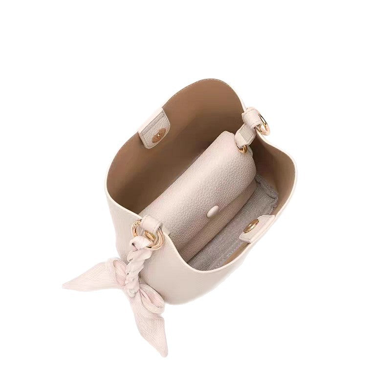 Woven Strap Bow Decoration Commuter Daily Light Shoulder Bags