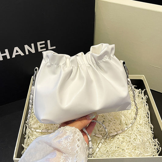 Women's Advanced Texture Chain Niche Western Style Shoulder Bags