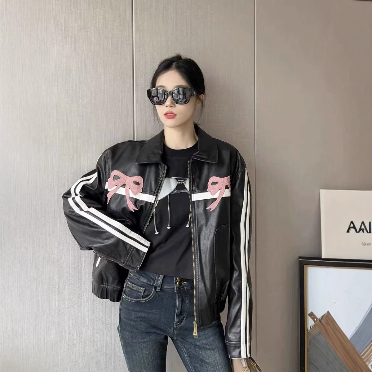 Women's Winter Sweet Cool Bowknot Embroidery Leather Jackets