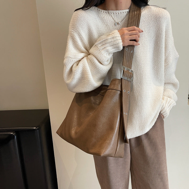 Women's Niche Texture Underarm Winter Fashion Retro Tote Bags