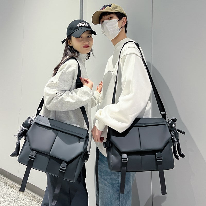 Men's Riding Large Capacity Commuter Fashion Men's Messenger Bags