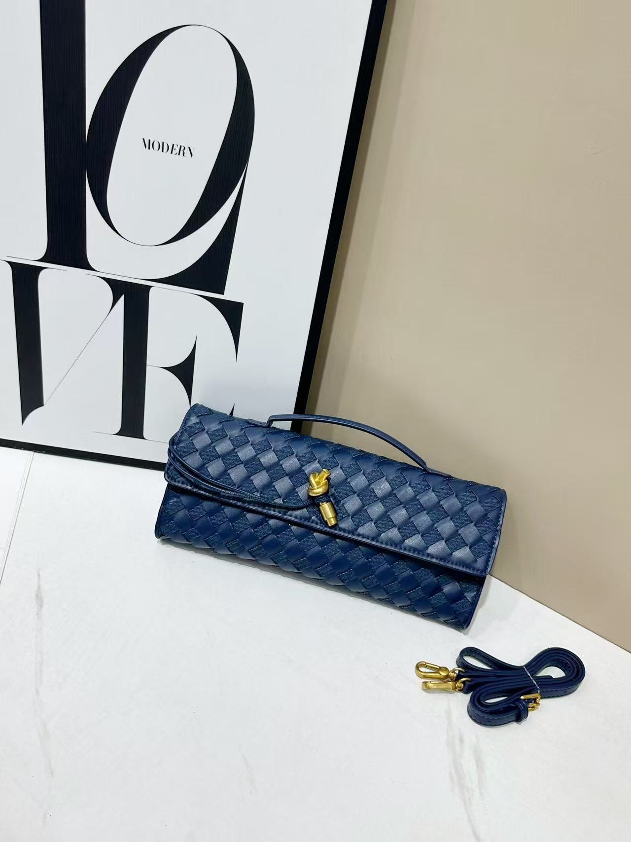 Fashion Elegant Hand-woven Hardware High-grade Leather Lock