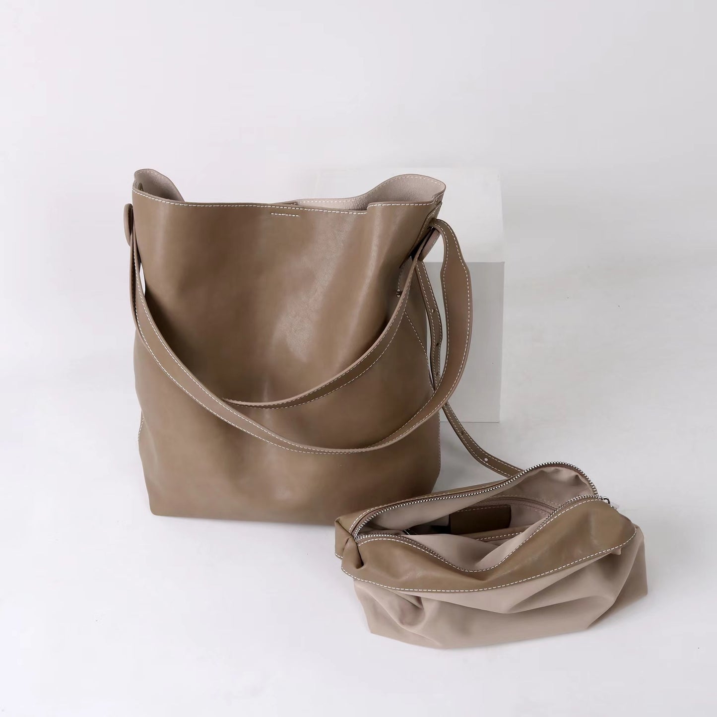 Cowhide Vegetable Basket Niche Large Capacity Handbags