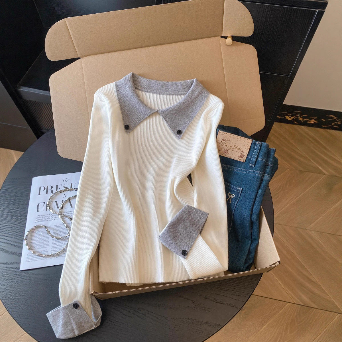 Women's Elegant Lapel Slim Bottoming Shirt Unique Knitwear