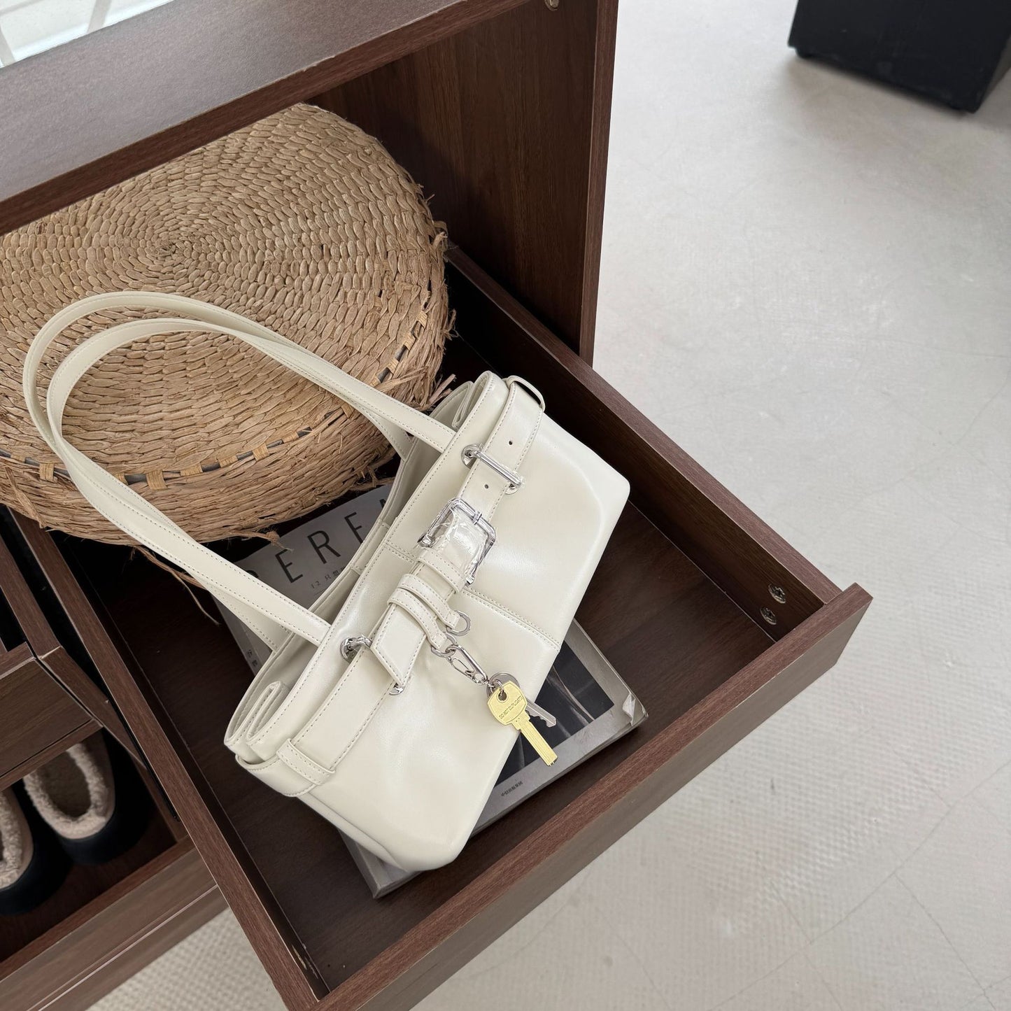 Women's Design High-grade Retro Wind Underarm Genuine Leather Armpit Bags