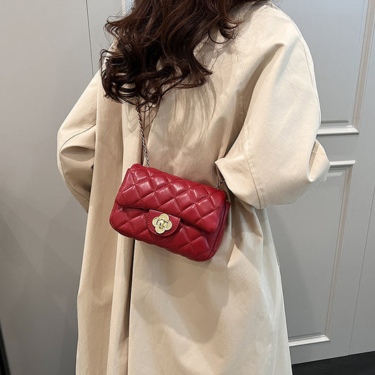 Women's Rhombic Embroidery Thread Spring Popular Chain Crossbody Bags