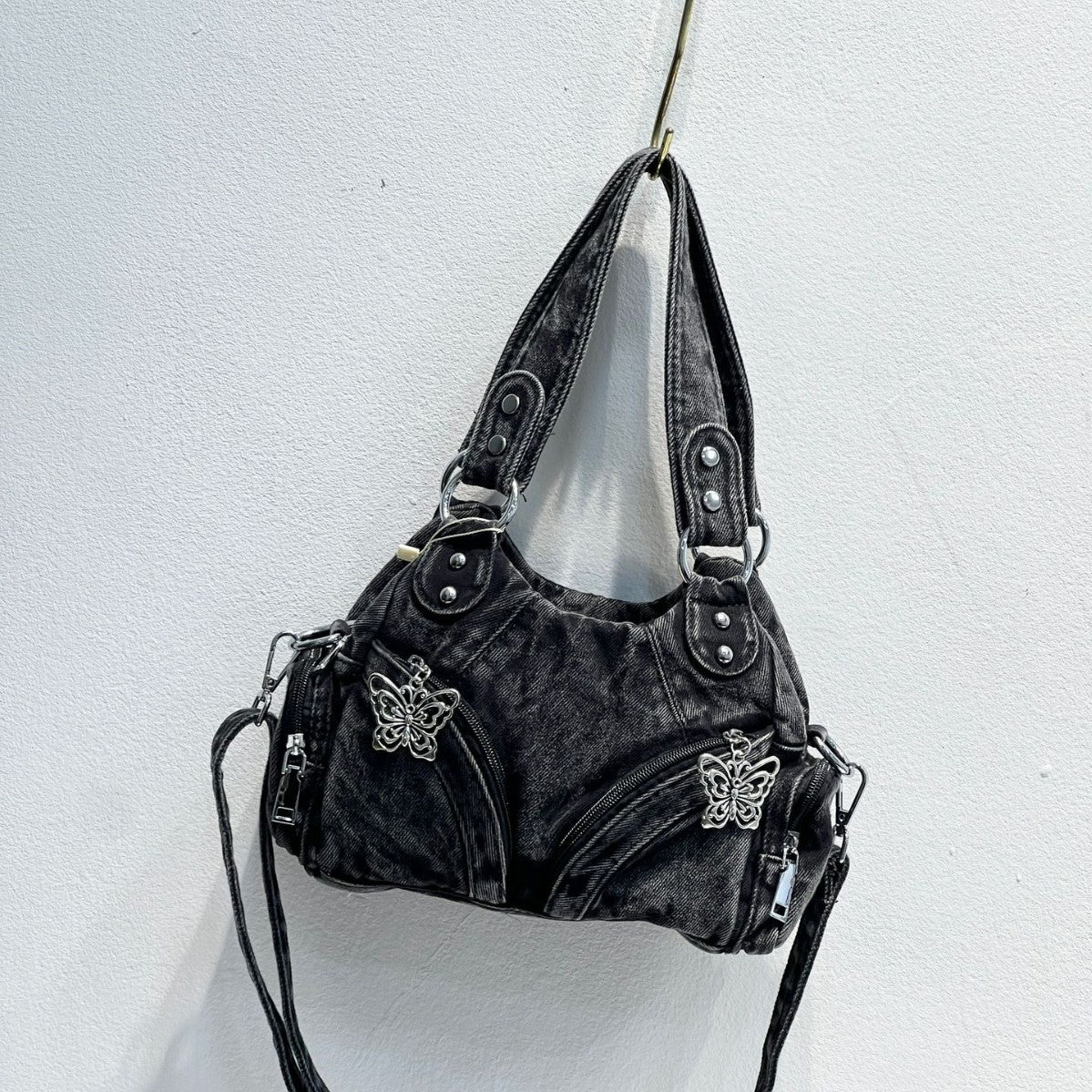 Women's High-grade Fashion Washed Denim Rivet Street Handbags