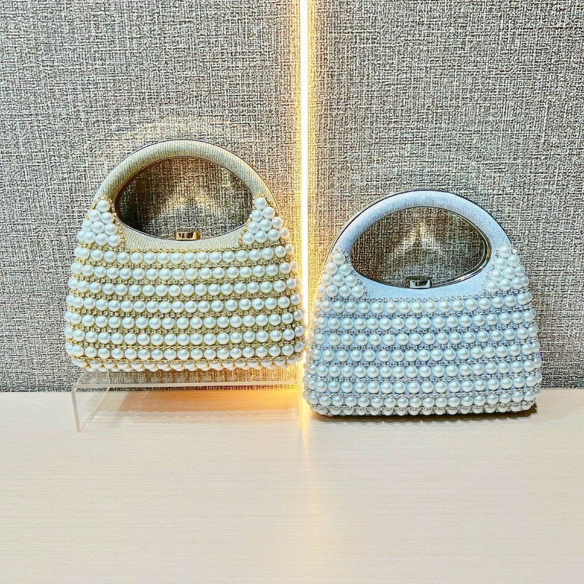 Women's Design French Delicate Pearl Clutch Versatile Handbags