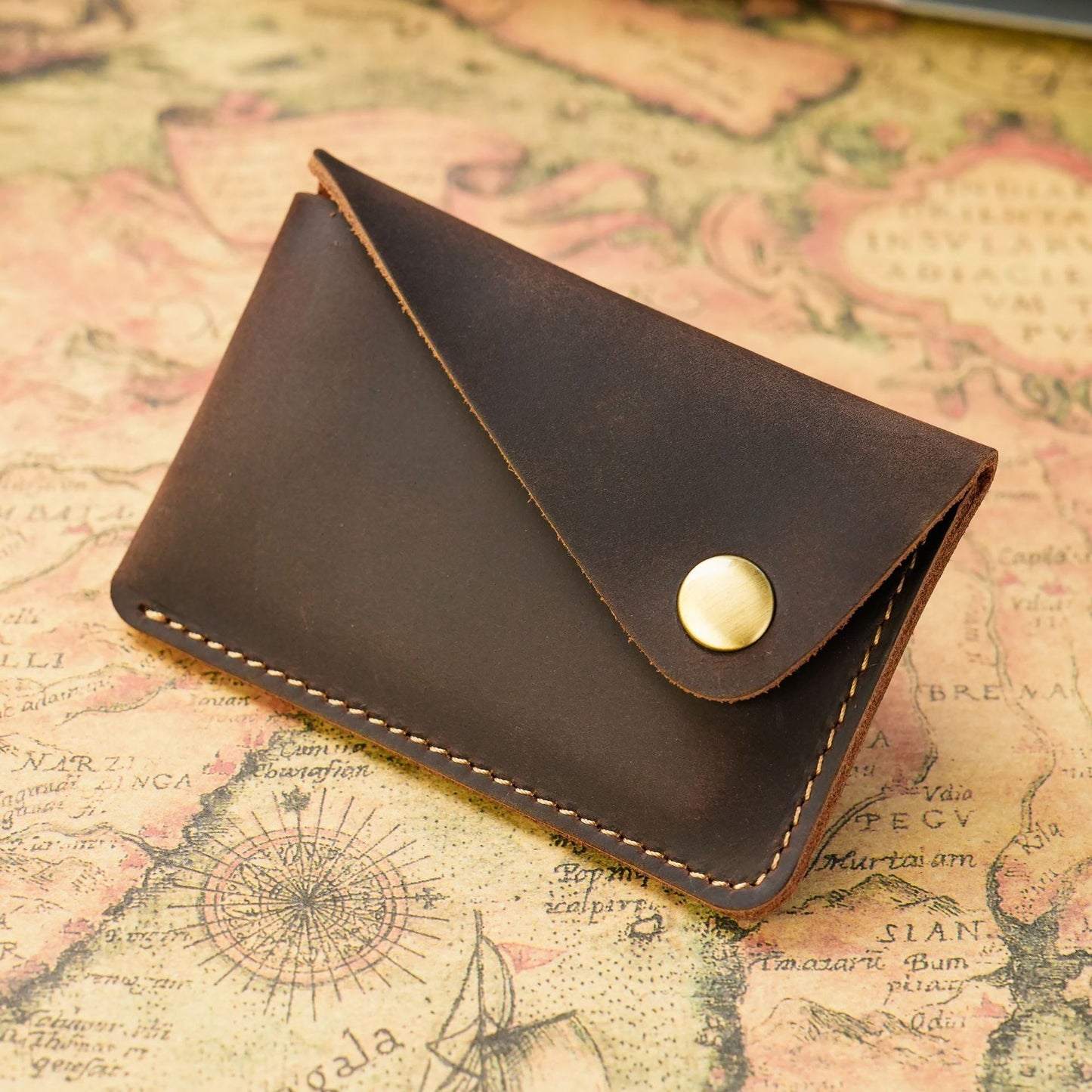 Handmade Simple Leather Sleeve Creative Snap Crazy Card Holder