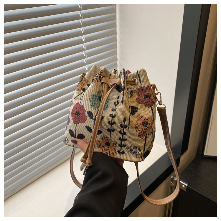 Women's Autumn Personal Leisure Popular Ethnic Style Tote Bags