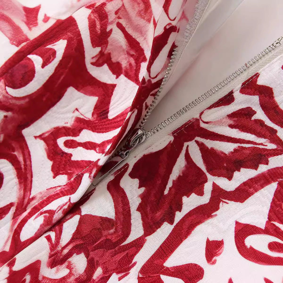 Women's Positioning Printing Red Flower Porcelain A- Vests