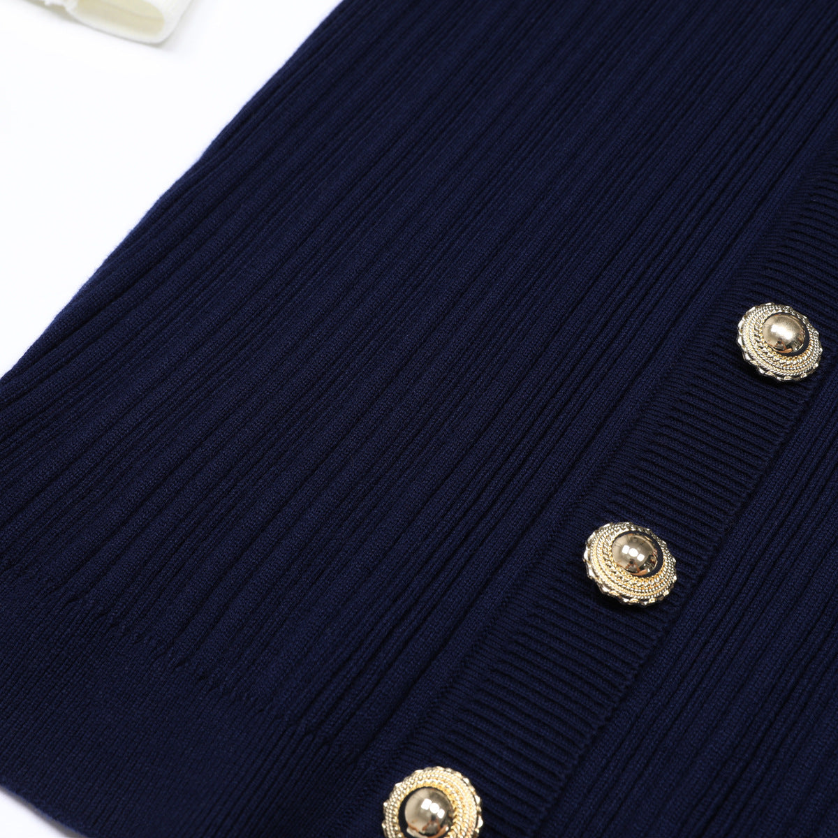 Long Sleeve Round Neck Belt Knitted Dresses