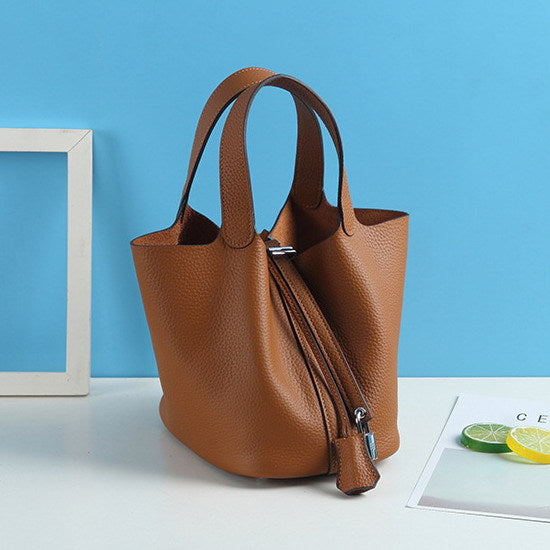 Stylish Beautiful Women's Cowhide Leather Sier Bags