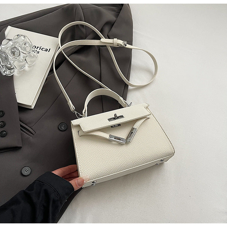 Women's Summer Western Style Leisure Fashion Simple Handbags