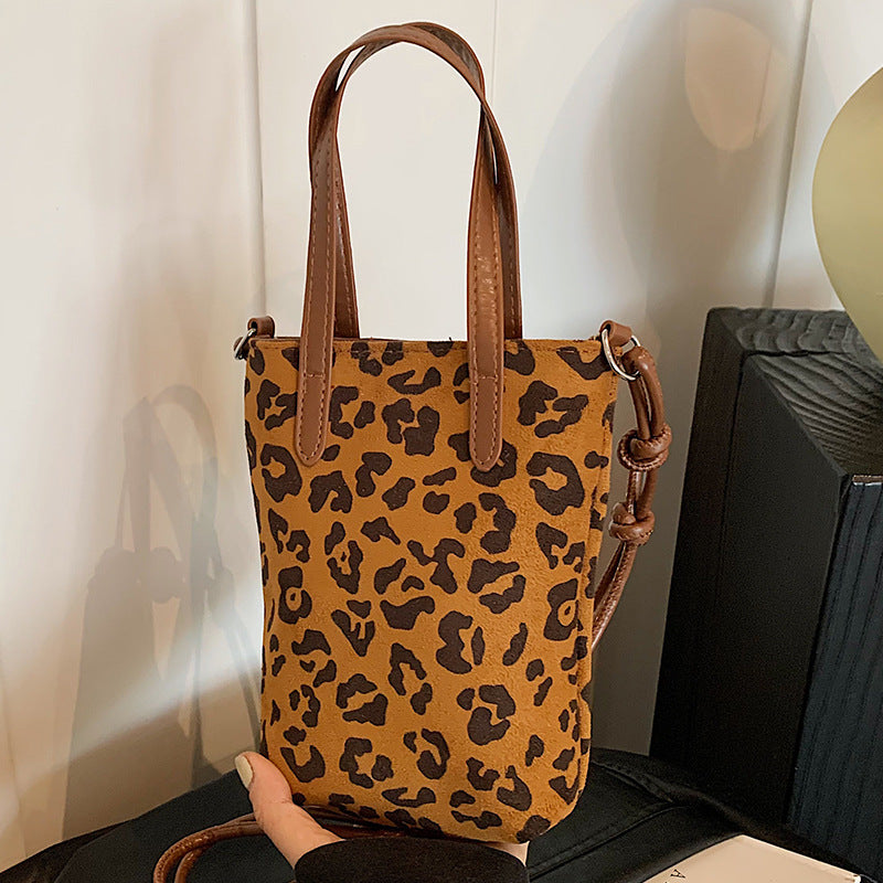 Women's High-grade Design Fashion Frosted Vintage Shoulder Bags