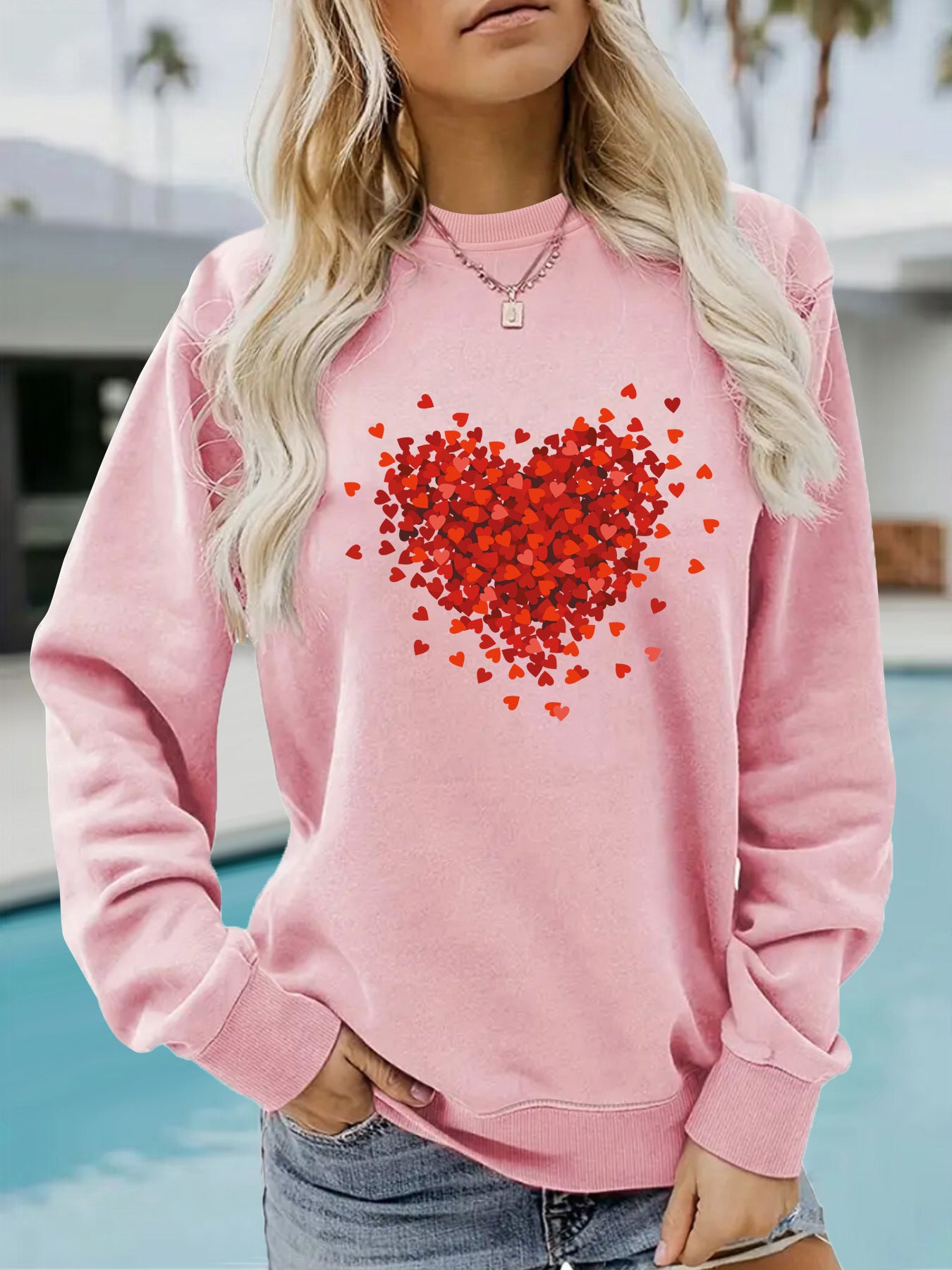 Women's Casual Long-sleeved Round Neck Heart Shape Sweaters