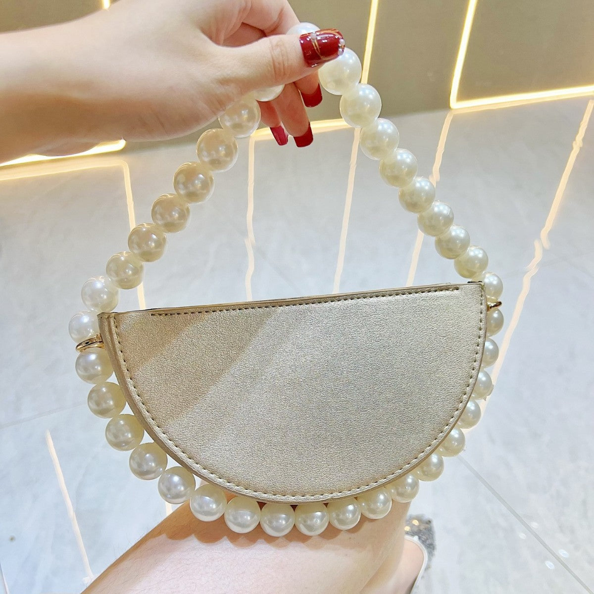 Women's Beaded Urban Simple Semicircle Dress Garment Bags