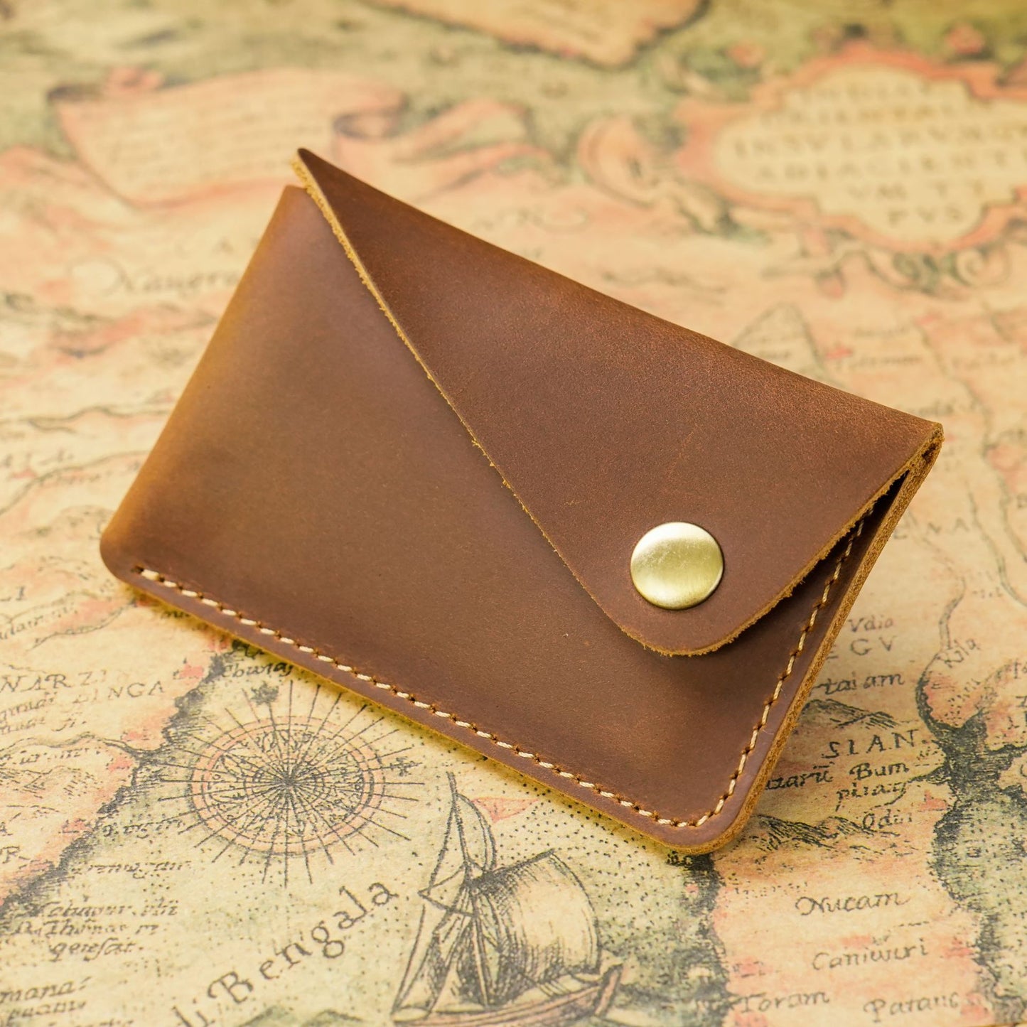 Handmade Simple Leather Sleeve Creative Snap Crazy Card Holder