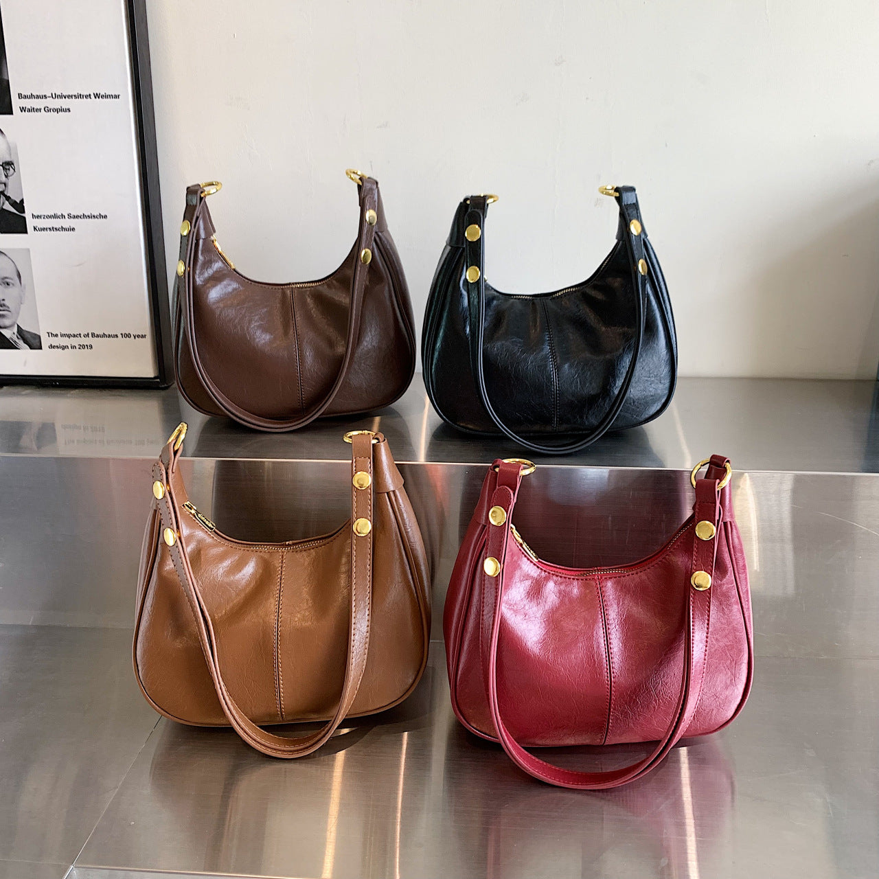 Women's Underarm Oil Wax Leather Trendy Niche Shoulder Bags