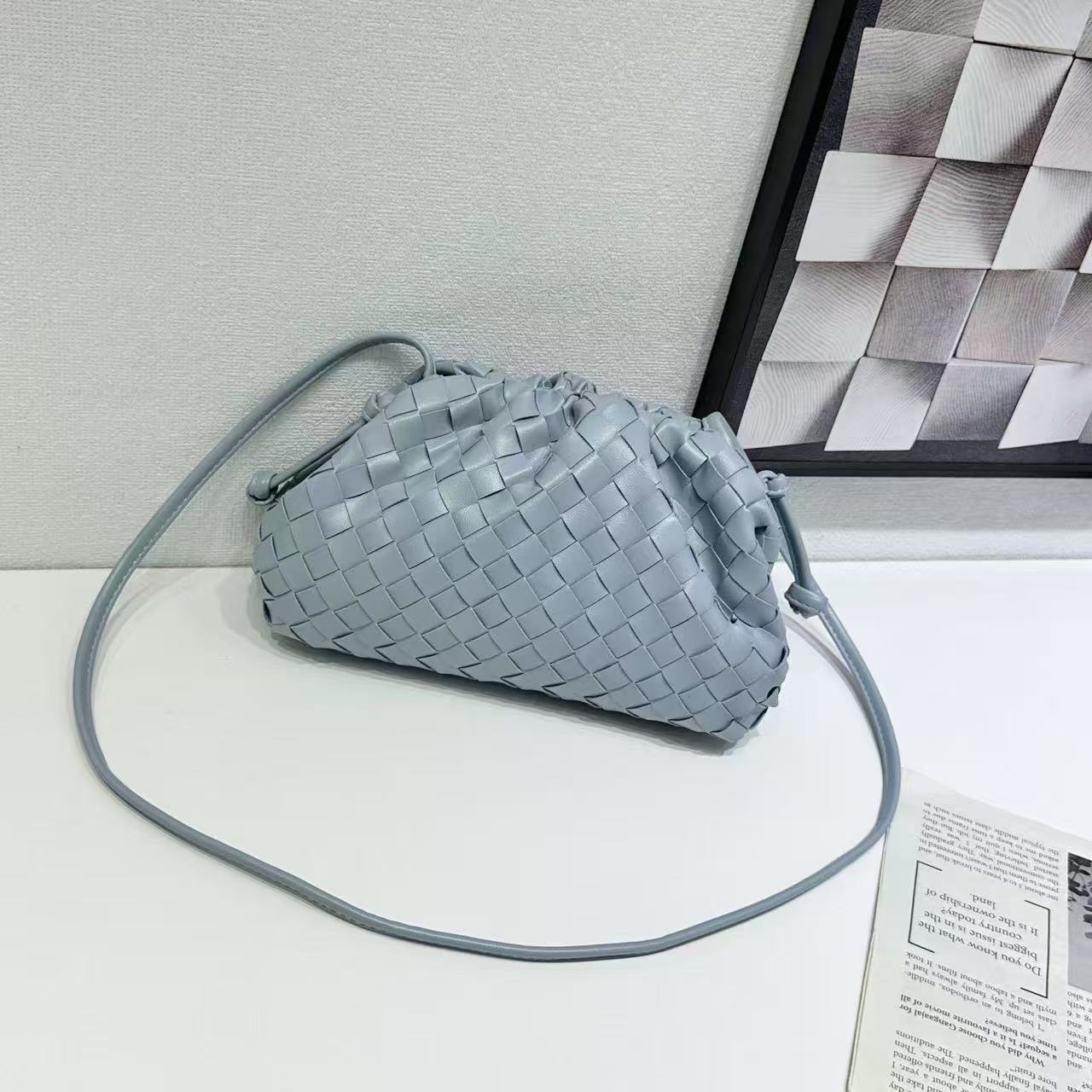 Casual Classic Trendy Hand-woven Cloud Fashion Handbags