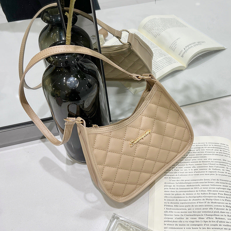 Women's Embroidered Underarm Fashion Classic Style Diamond Bags