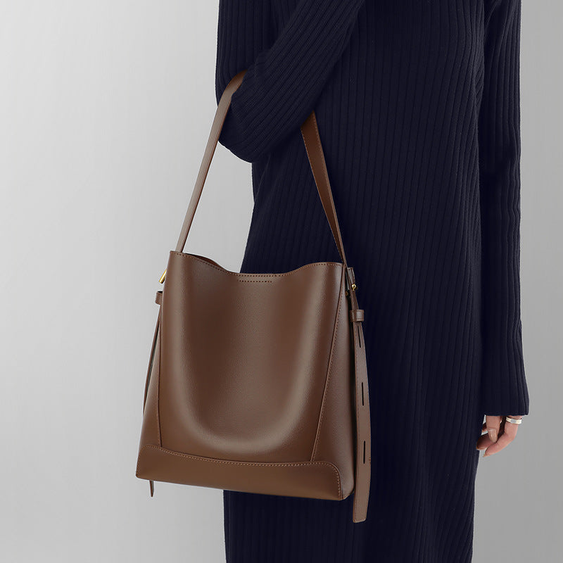 Stylish Women's Large Capacity Genuine Leather Crossbody Bags