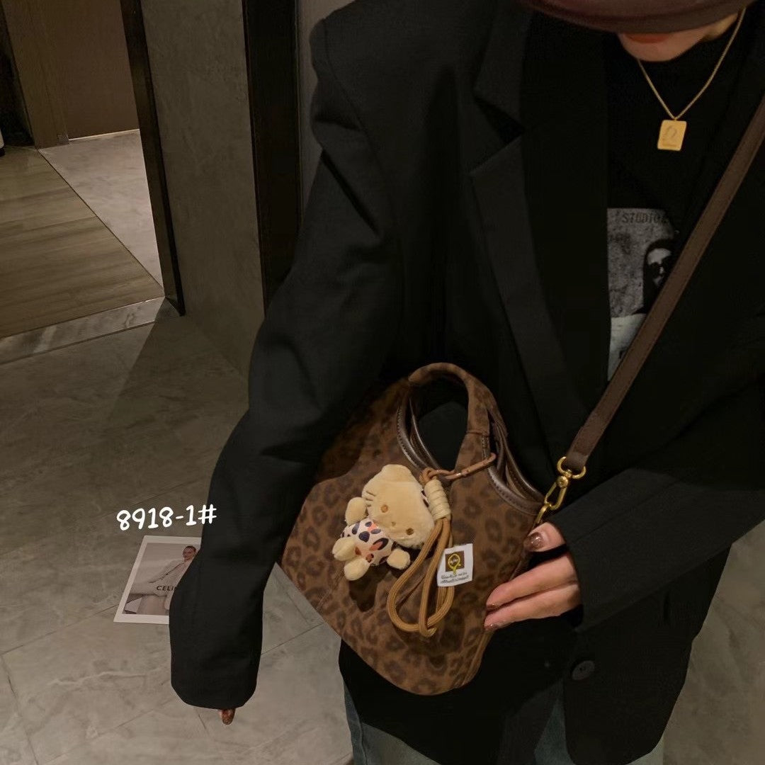 Women's Vintage Genuine Leather Suede Hand Holding Crossbody Bags