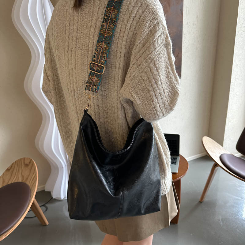Women's Fashion Retro Soft Leather Large Capacity Tote Bags