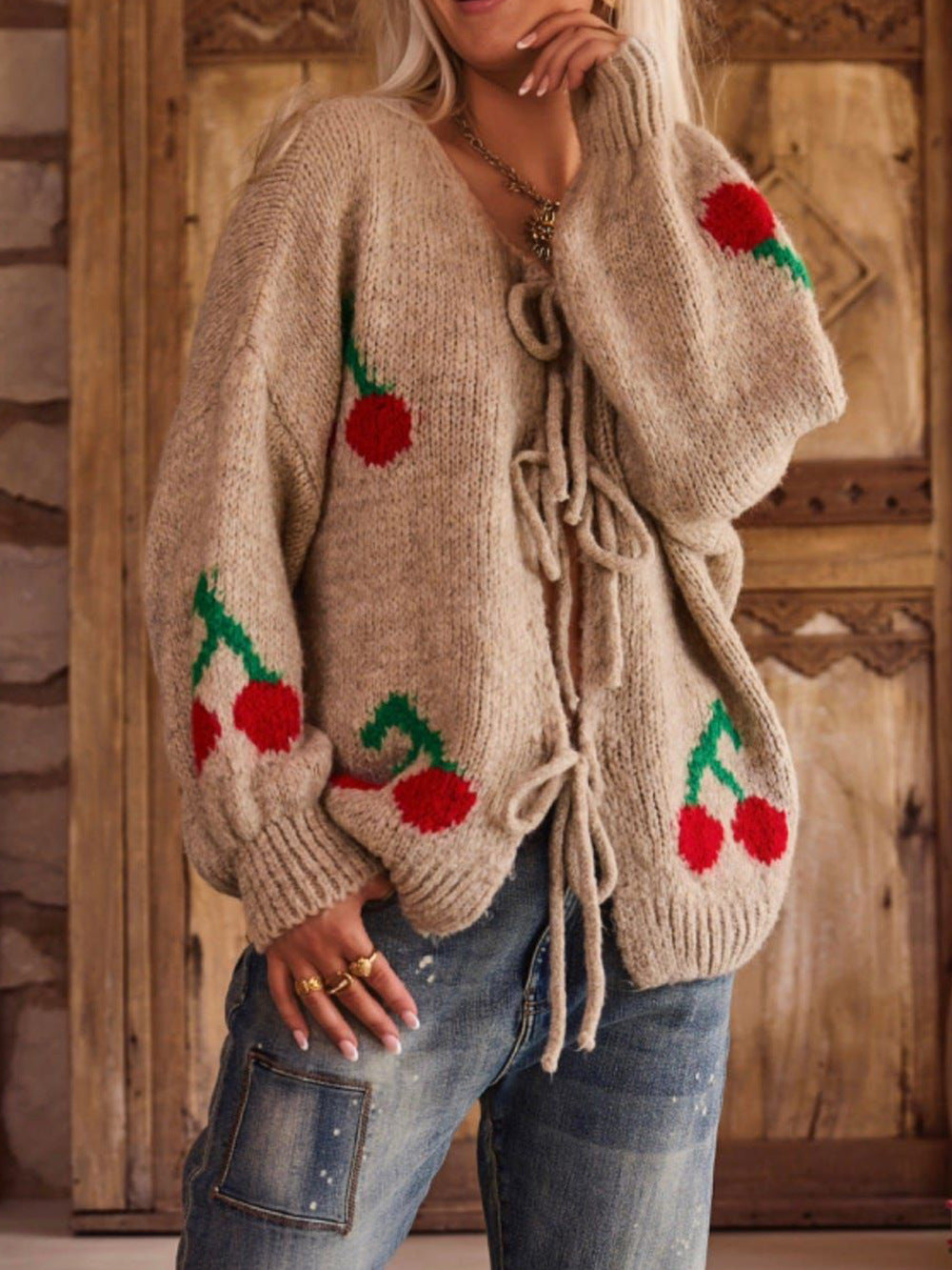 Women's Solid Color Cherry Jacquard Knitted Sweaters